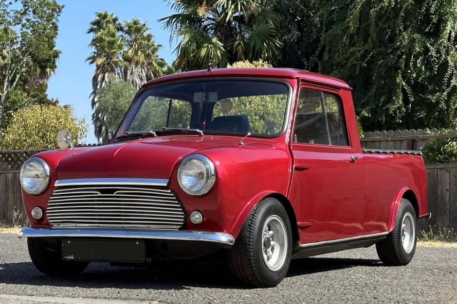 1966 Mini Mk I & Mk II sold for $12,000