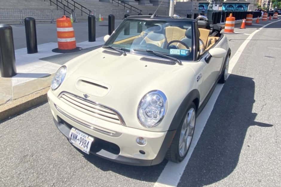 2007 Mini R52 Cooper Convertible sold for $5,700