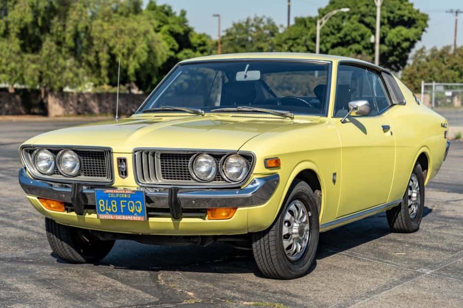 1972 Toyota Cressida & Mark II sold for $10,750