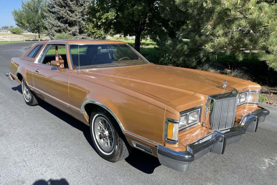 1977 Mercury Cougar sold for $9,000