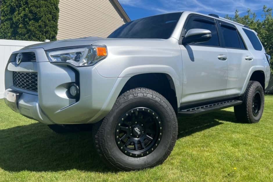 2015 Toyota 4Runner (N280) sold for $29,000