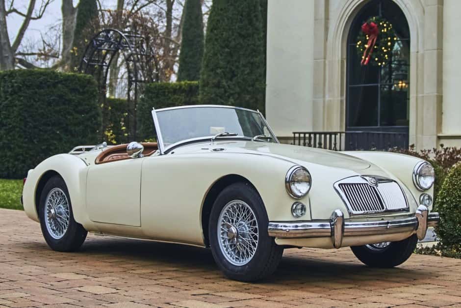 1961 MG MGA sold for $10,500