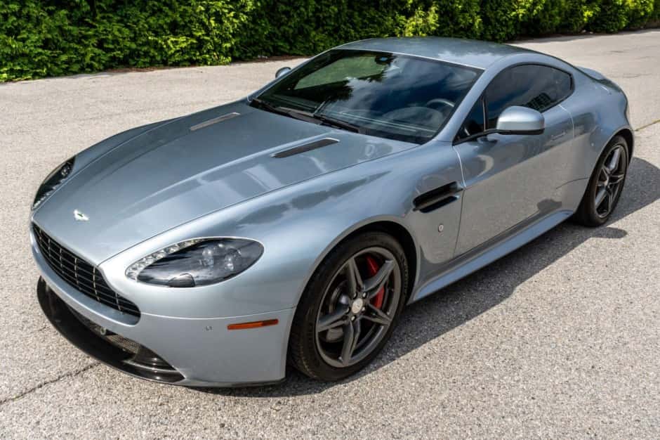 2016 Aston Martin V8 Vantage (2006+) sold for $60,000
