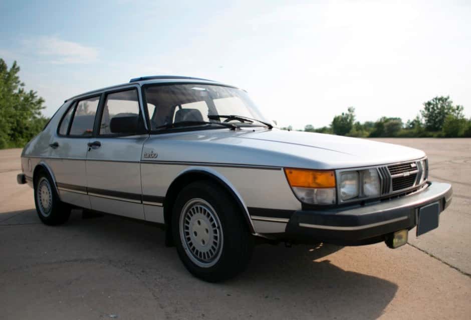 1983 Saab 900 sold for $6,700