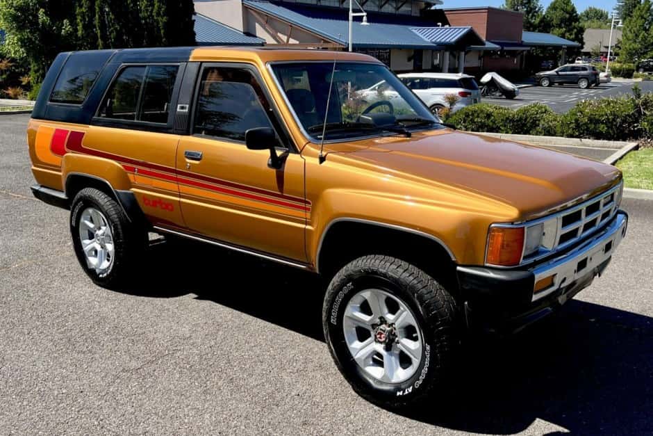 1986 Toyota 4Runner (N60) sold for $20,250