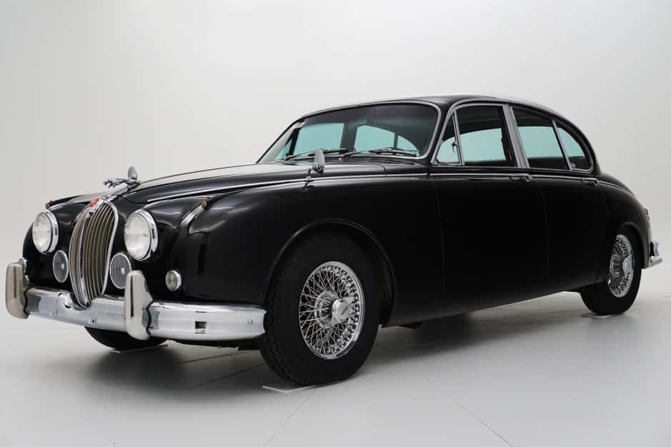 1967 Jaguar Mk II sold for $33,250