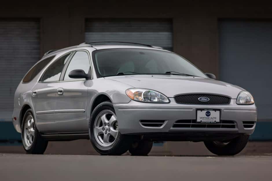 2005 Ford Taurus Sedan & Wagon sold for $6,969
