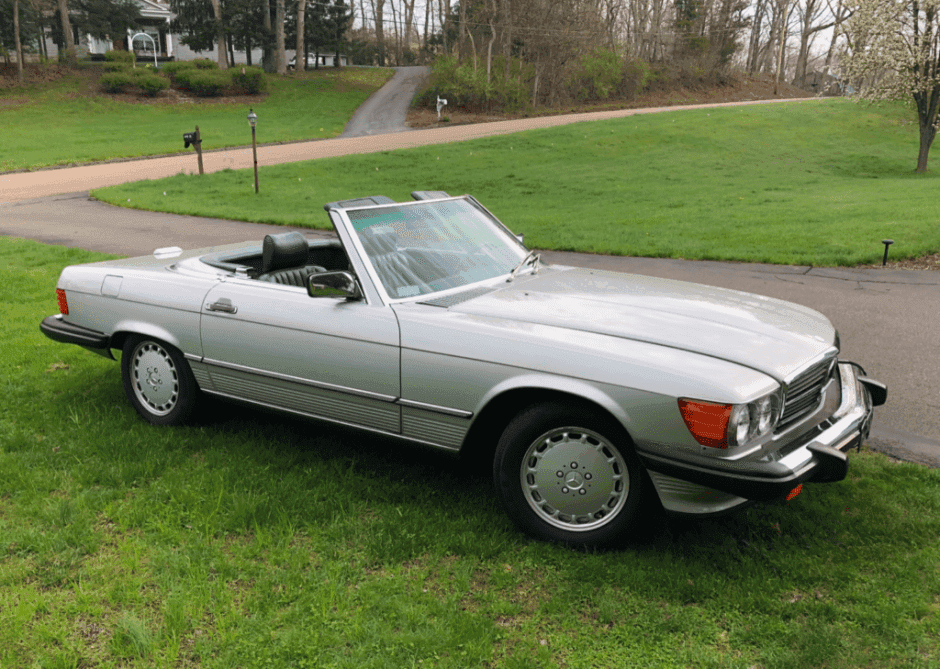 1988 Mercedes-Benz R107 SL sold for $33,000