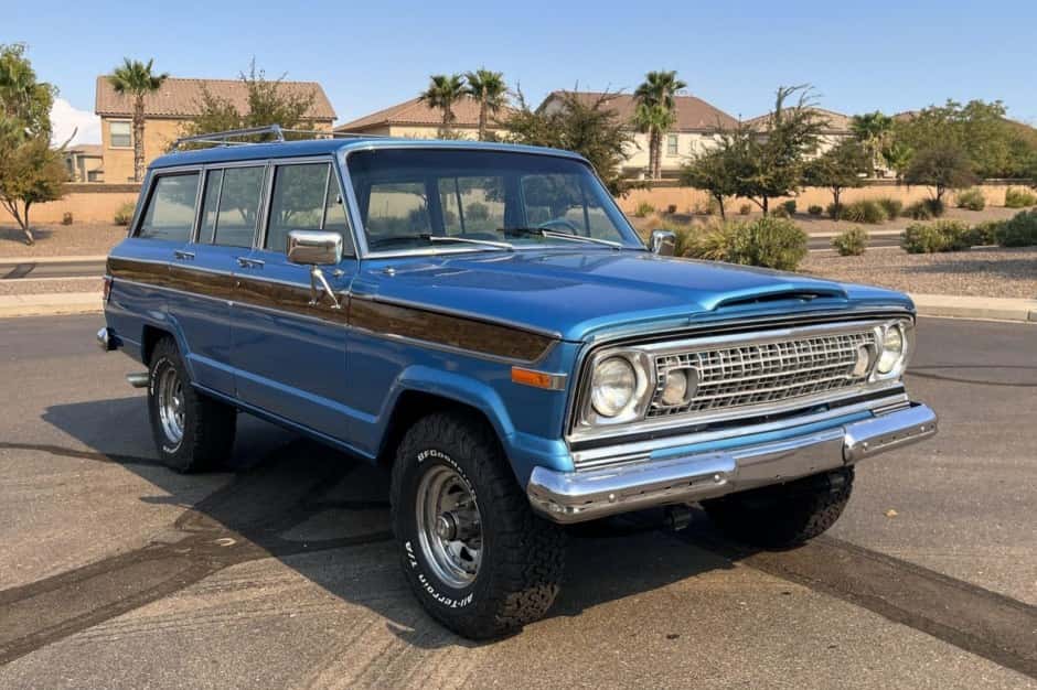1978 Jeep SJ Wagoneer sold for $17,777