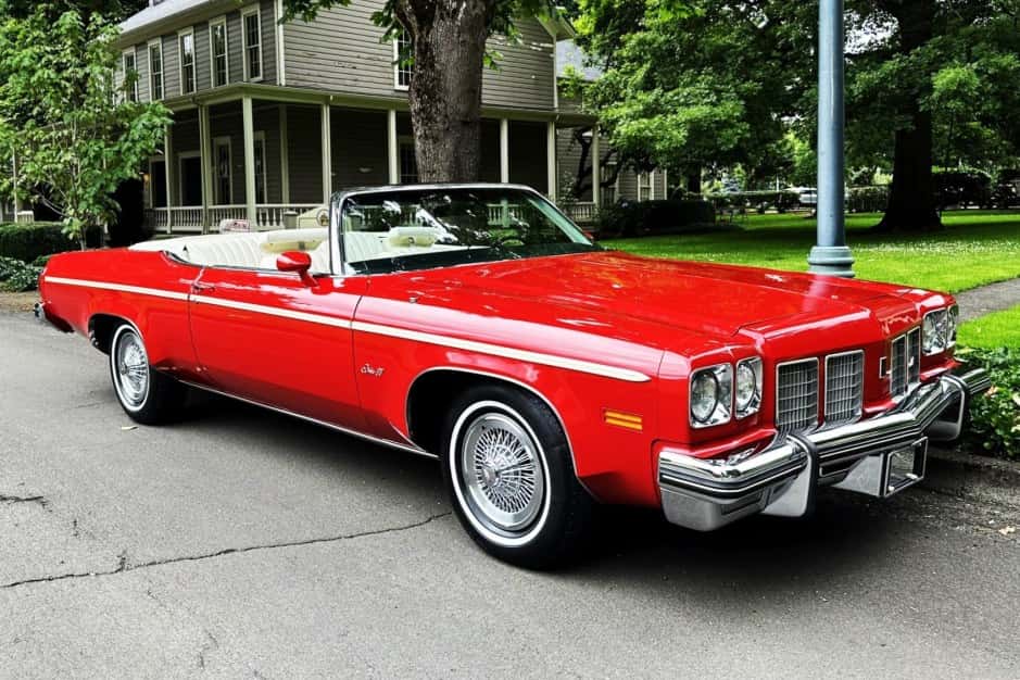 1975 Oldsmobile 88 sold for $42,000