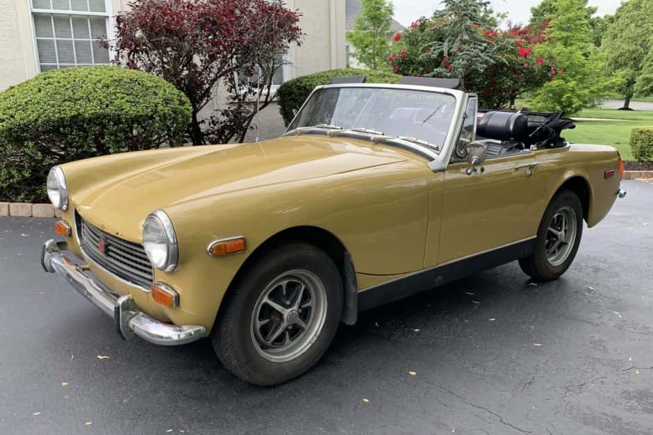 1973 MG Midget sold for $2,500