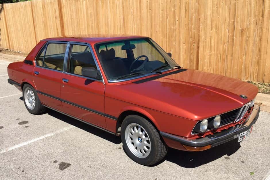 1980 BMW E12 5-Series sold for $12,033