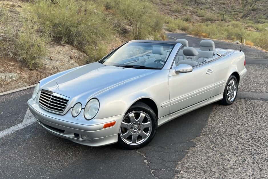2001 Mercedes-Benz CLK-Class sold for $8,800