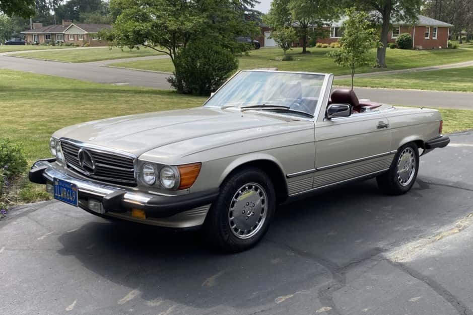 1987 Mercedes-Benz R107 SL sold for $13,000
