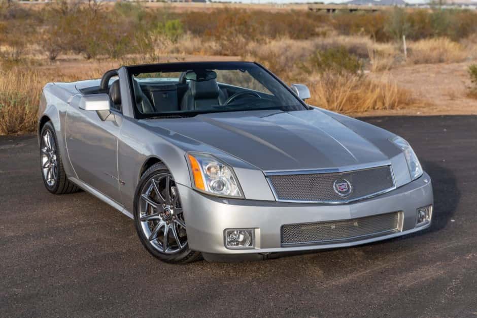 2007 Cadillac XLR sold for $37,250