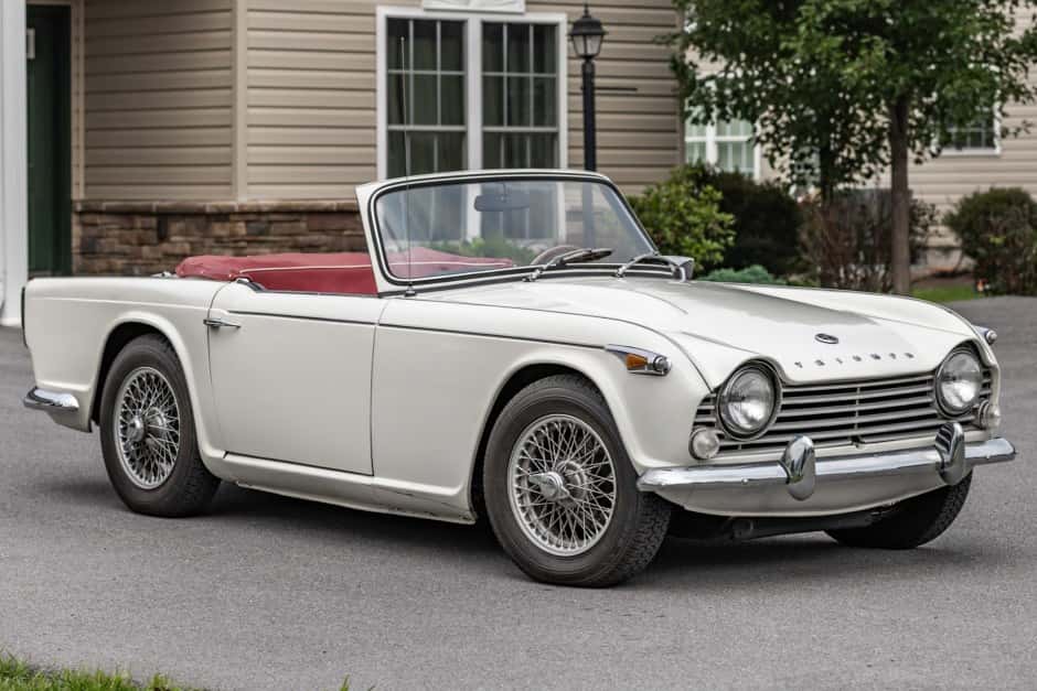 1966 Triumph TR4 sold for $15,800