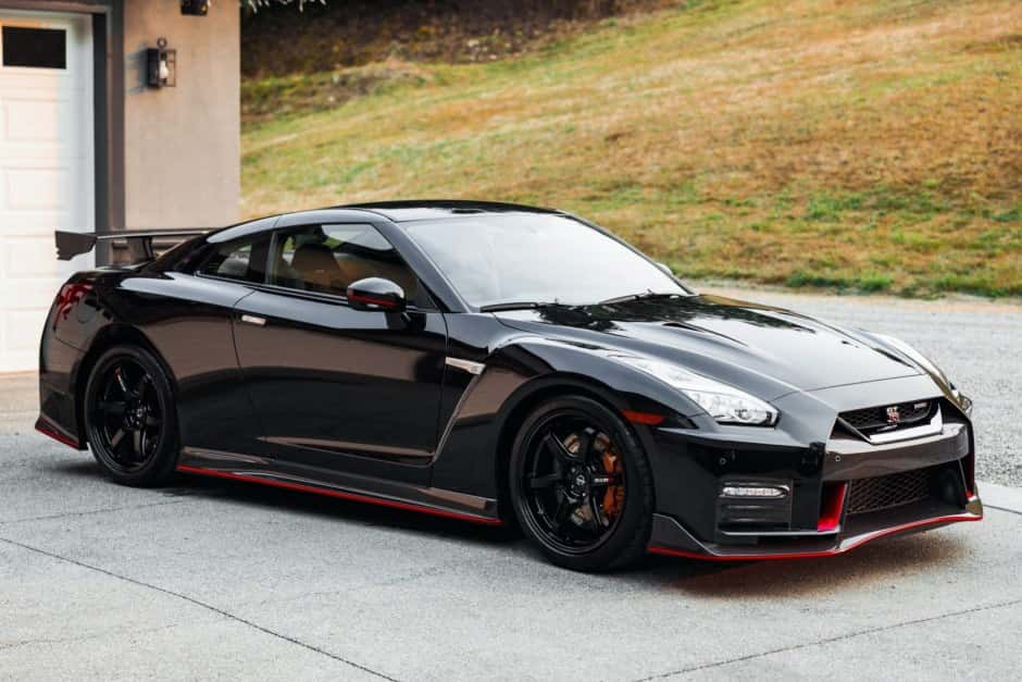 2018 Nissan GT-R R35 sold for $175,000