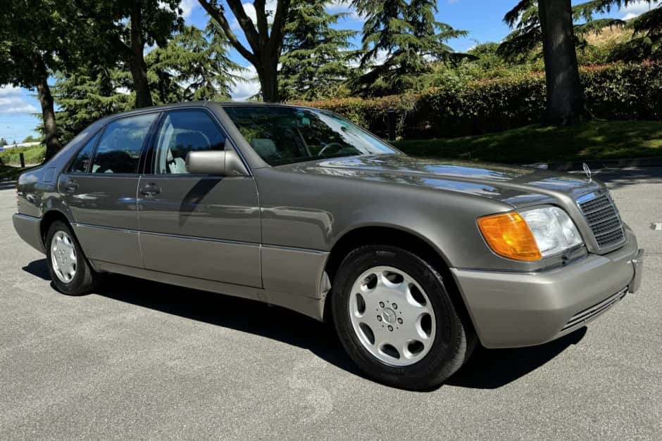 1993 Mercedes-Benz W140 S-Class sold for $11,250