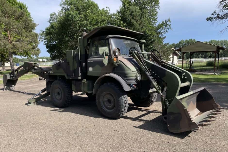1989 Mercedes-Benz Unimog sold for $21,250
