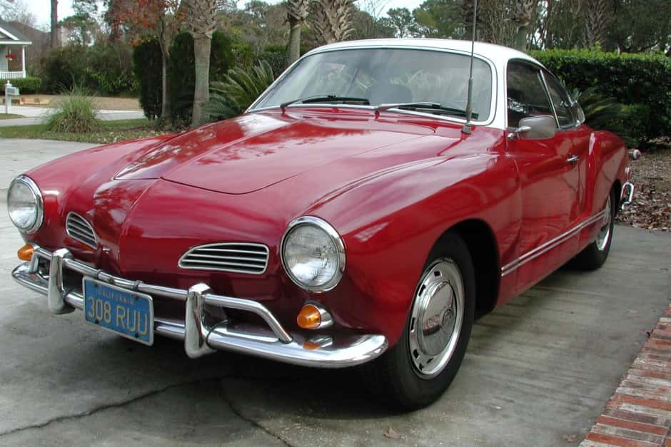 1969 Volkswagen Karmann Ghia sold for $7,900