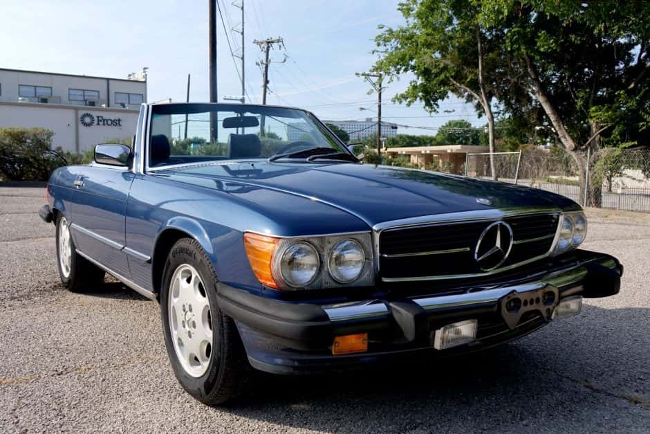 1986 Mercedes-Benz R107 SL sold for $17,750