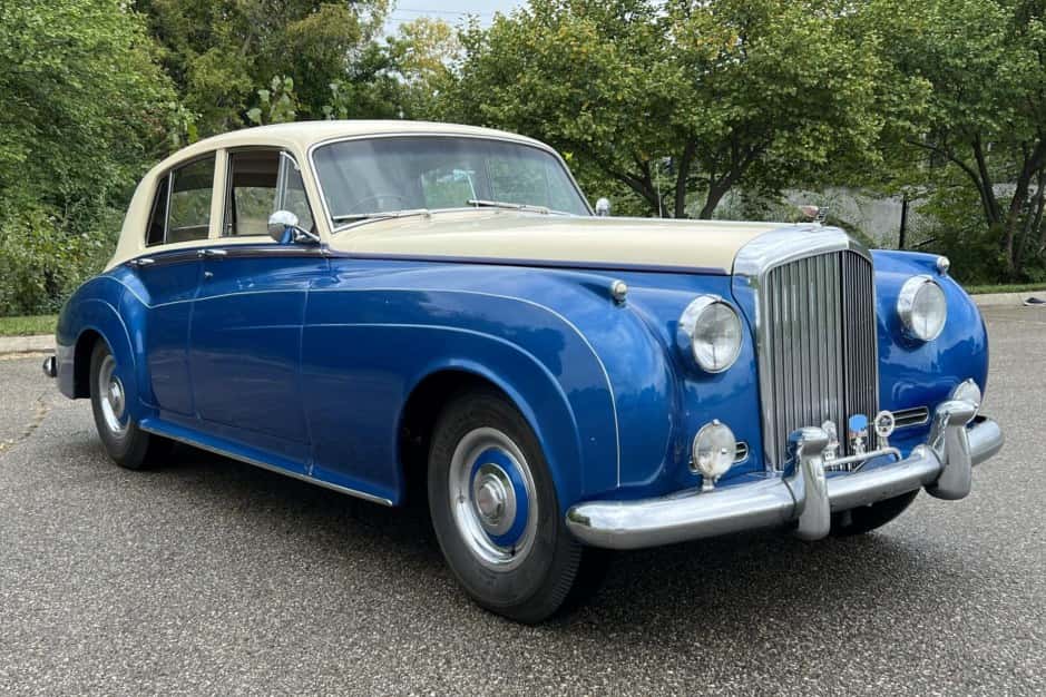 1959 Bentley S-Type sold for $16,500
