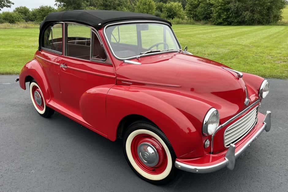 1958 Morris Minor sold for $13,750