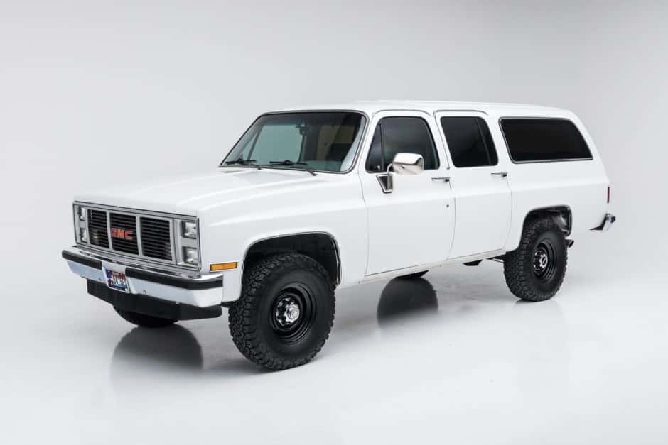 1985 GMC Suburban (1973-1991) sold for $36,000