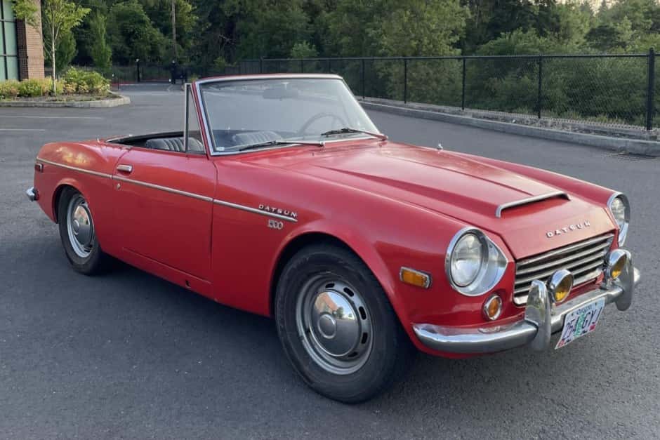 1970 Datsun Roadster sold for $4,766