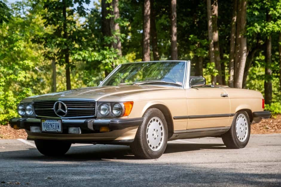 1986 Mercedes-Benz R107 SL sold for $14,500