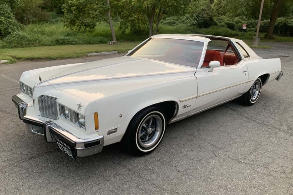 1977 Pontiac Grand Prix sold for $17,500