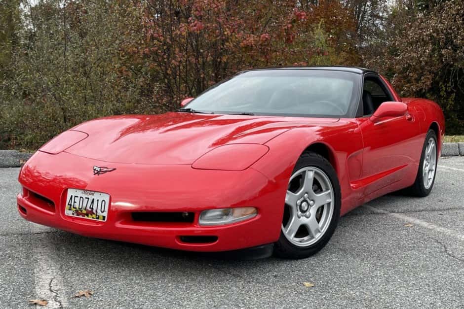 1997 Chevrolet Corvette C5 sold for $19,000