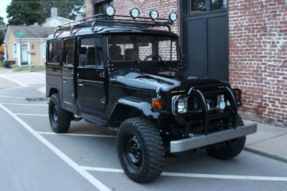 1994 Toyota Land Cruiser FJ40 sold for $35,555