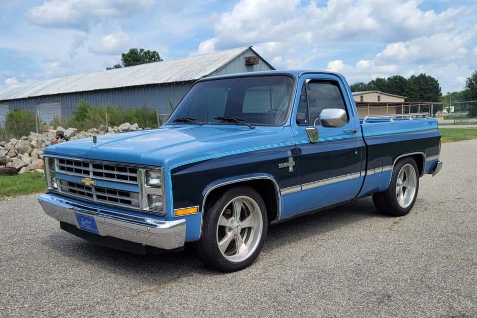 1987 Chevrolet C/K (1973-1991) sold for $18,000