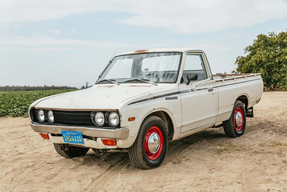 1977 Datsun Pickup sold for $4,800