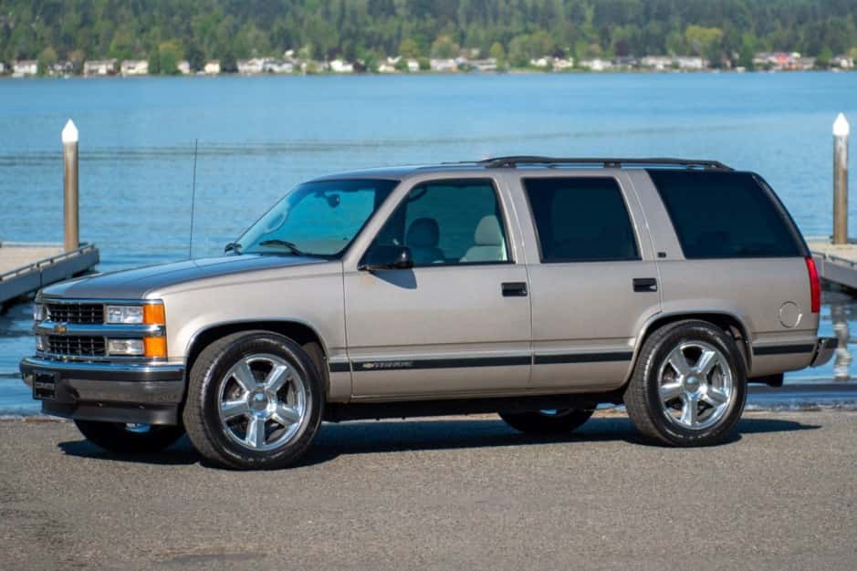 1998 Chevrolet Tahoe GMT400 sold for $46,500