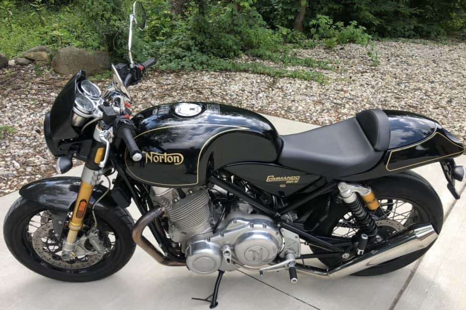 2015 Norton Commando sold for $8,800