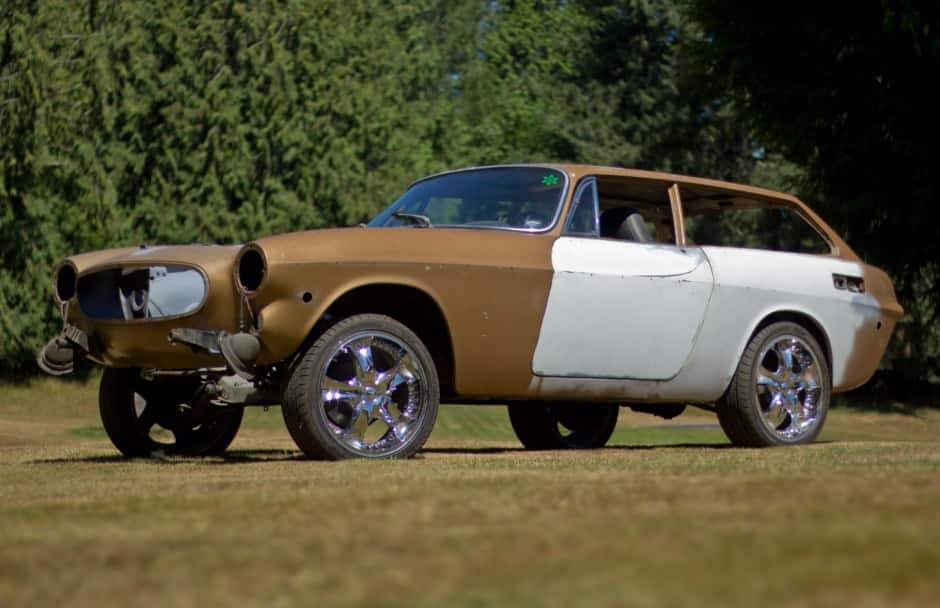 1973 Volvo 1800ES sold for $1,900