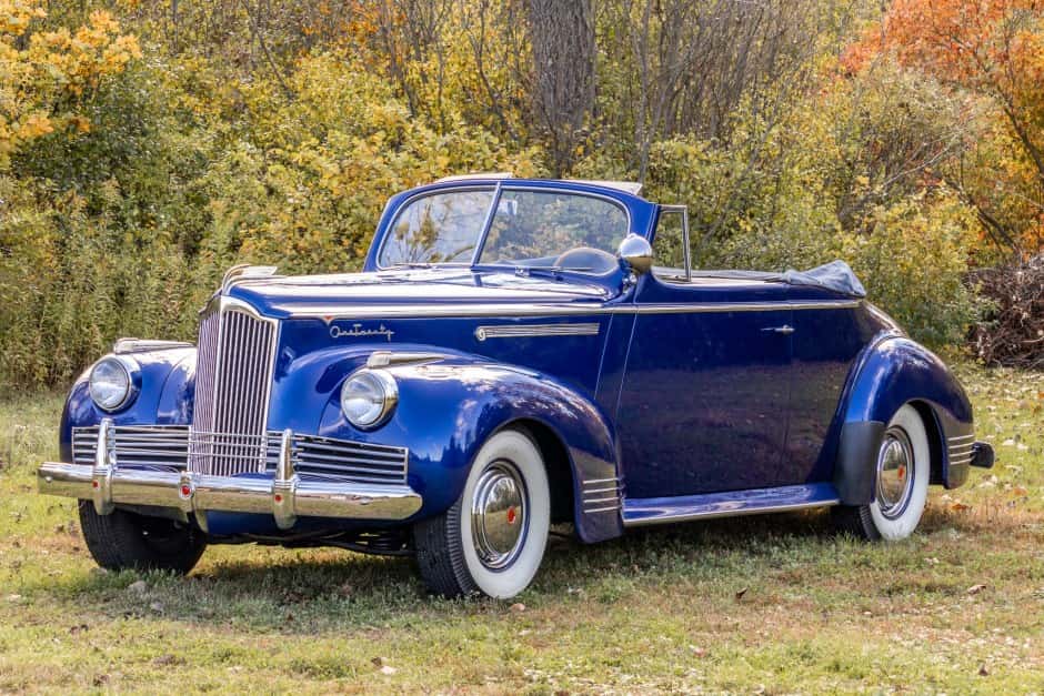 1942 Packard Eight sold for $40,500