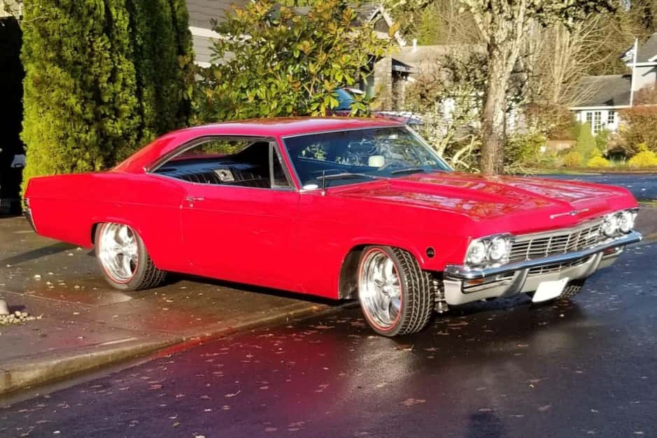 1965 Chevrolet Impala sold for $32,750