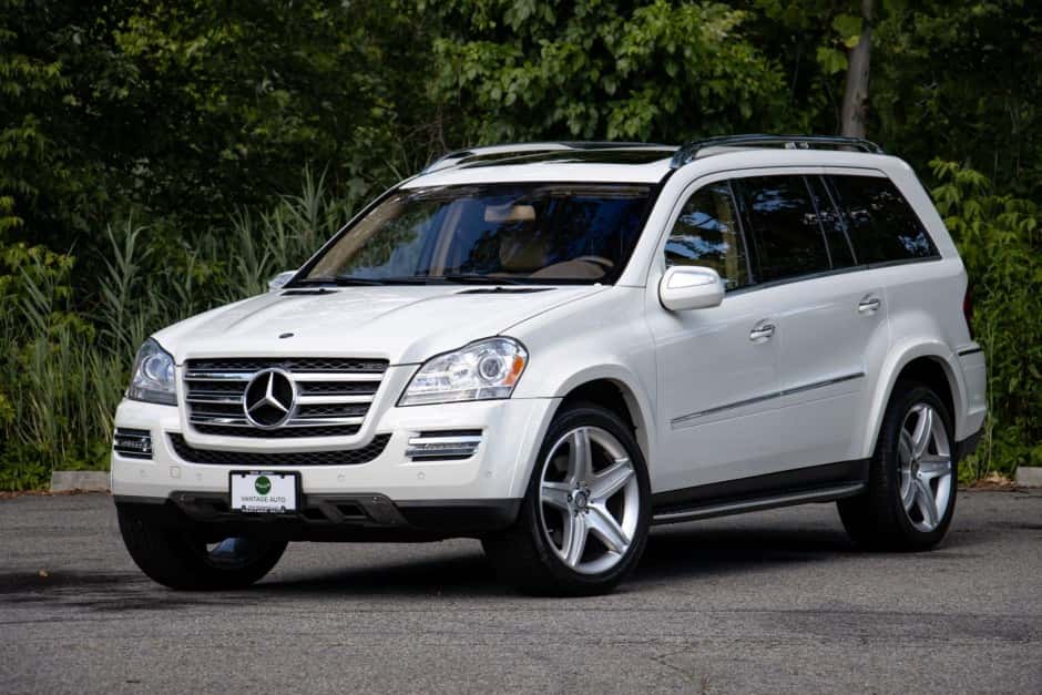 2010 Mercedes-Benz GL & GLS-Class sold for $22,000