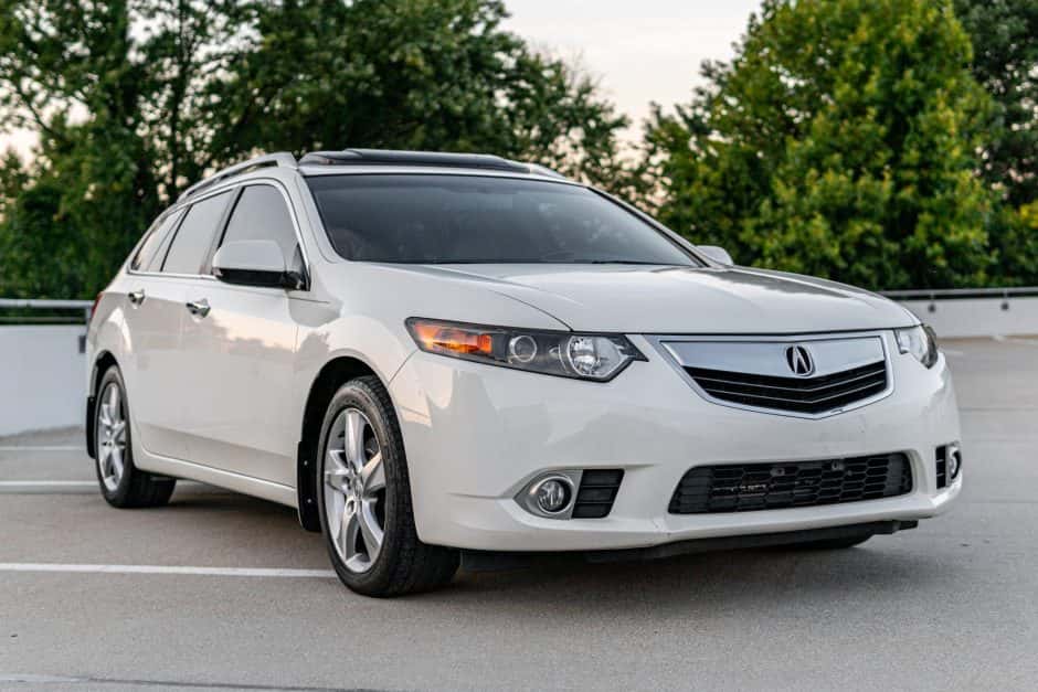 2011 Acura  sold for $16,000