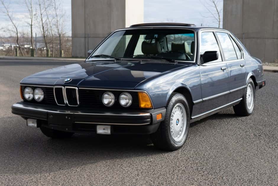 1987 BMW E23 7-Series sold for $13,750