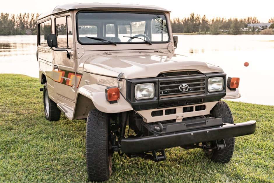1995 Toyota Land Cruiser FJ40 sold for $42,000