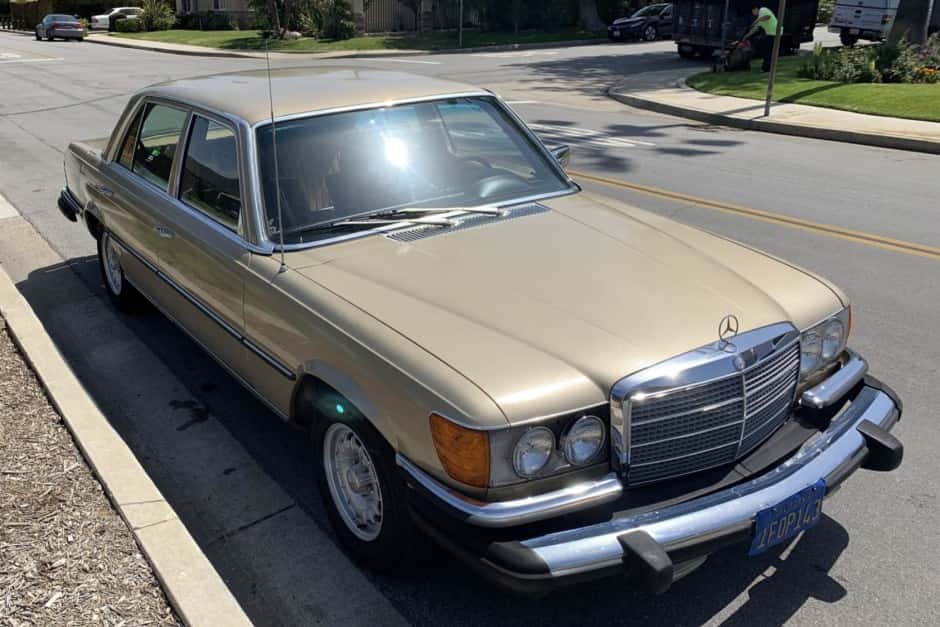1974 Mercedes-Benz W116 S-Class sold for $9,100