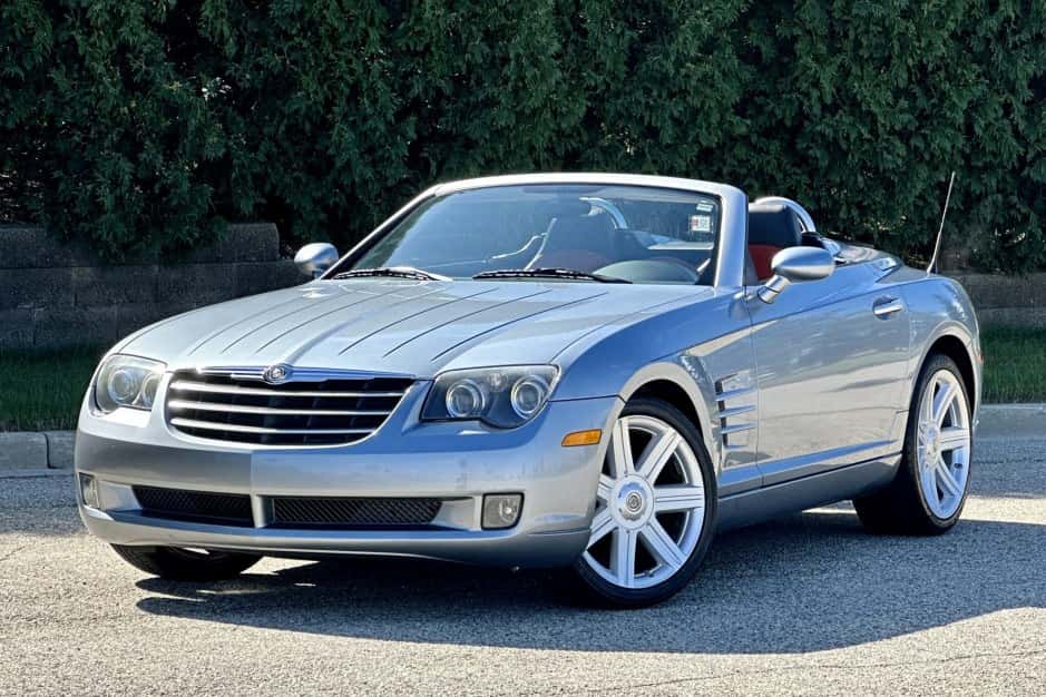 2005 Chrysler Crossfire sold for $8,550