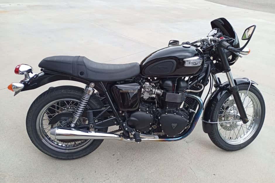 2004 Triumph New Bonneville (2000+) sold for $4,300