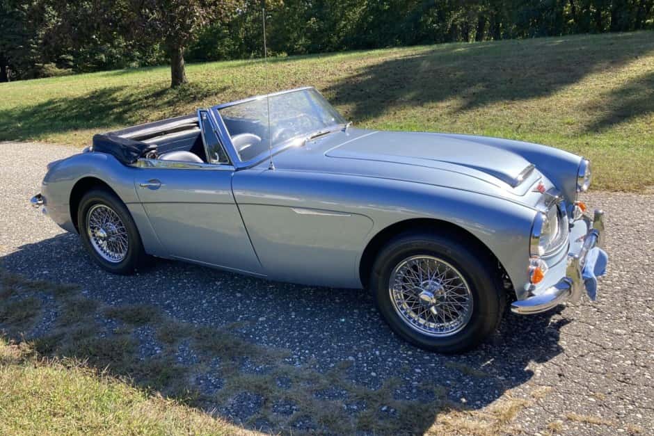 1967 Austin-Healey 3000 sold for $44,000