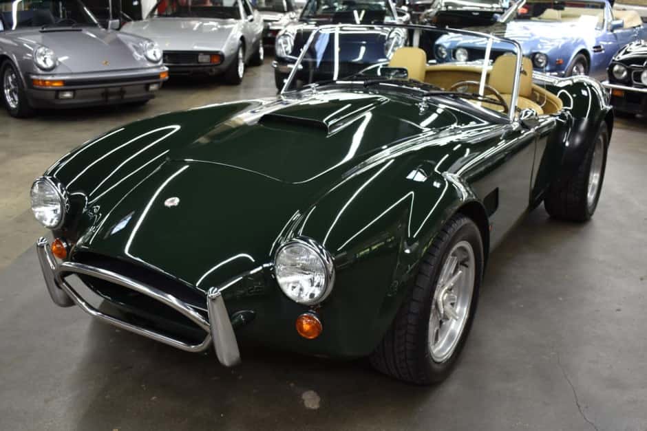 1986 Shelby Cobra Replica sold for $131,000