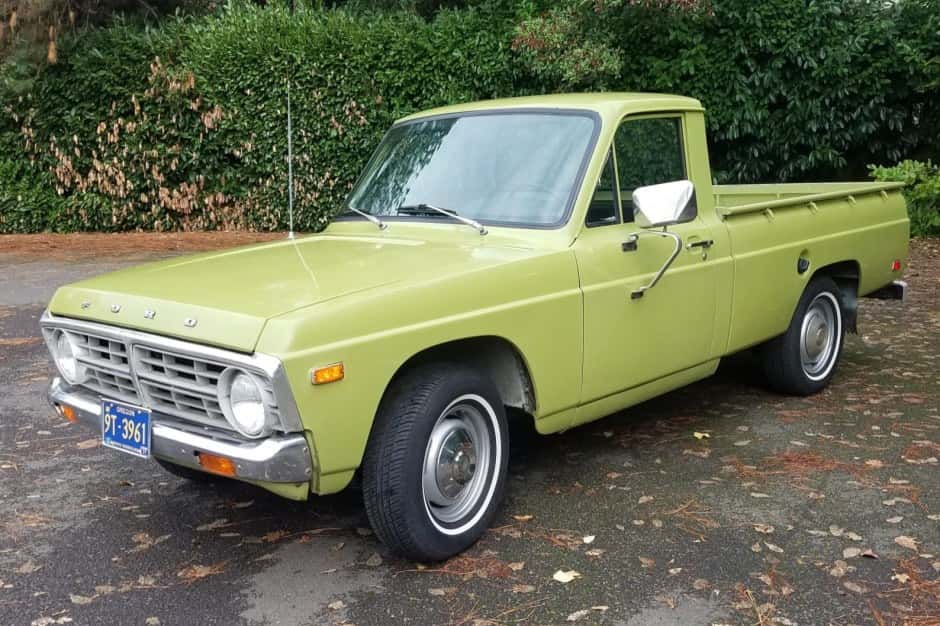 1974 Ford Courier sold for $7,800